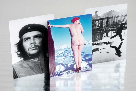 Che Guevara, nackte Frau und Schwarz-Weiß Foto