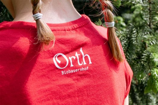 Orth Biobauernhof rotes Tshirt